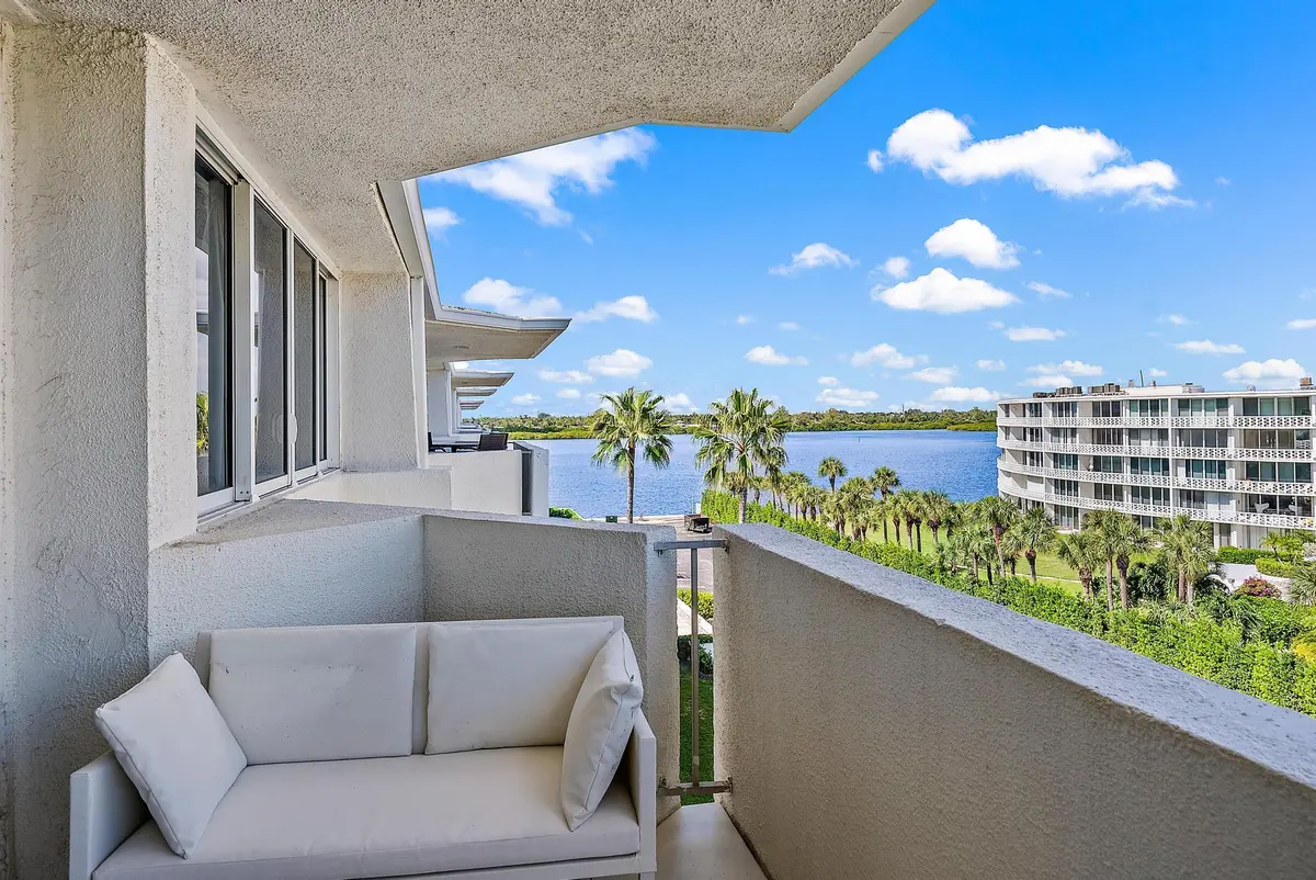 Balcony at 2773 S Ocean Boulevard 517, Palm Beach