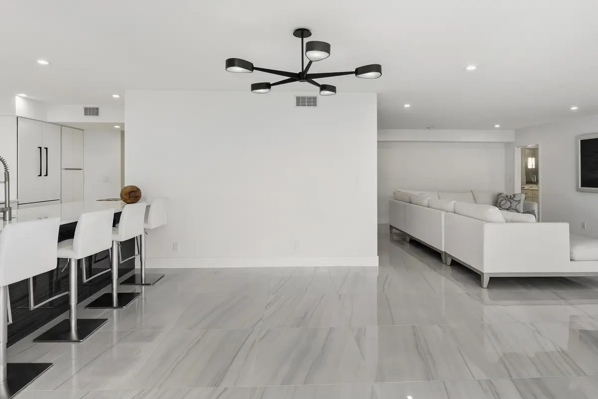 016-037-3300 S Ocean Blvd-1499x1000 at 3300 S Ocean Boulevard 401s, Palm Beach
