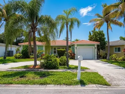 820 SW 49th Terrace, Margate – Single Family Residence for sale