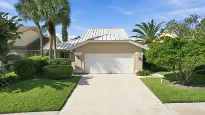 352 River Edge Road, Jupiter – Single Family Residence for sale