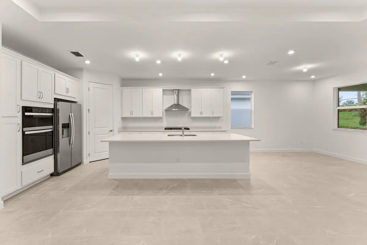US_SEF_HAVEN_LOT 238_KITCHEN at 11992 SW Pantone Street, Port St. Lucie
