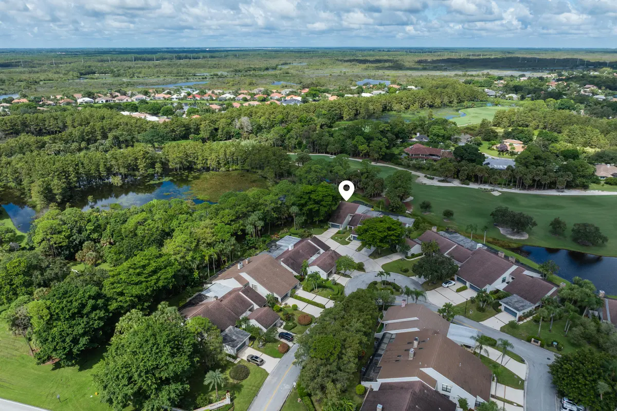 Aerial at 40 Edinburgh Drive, Palm Beach Gardens