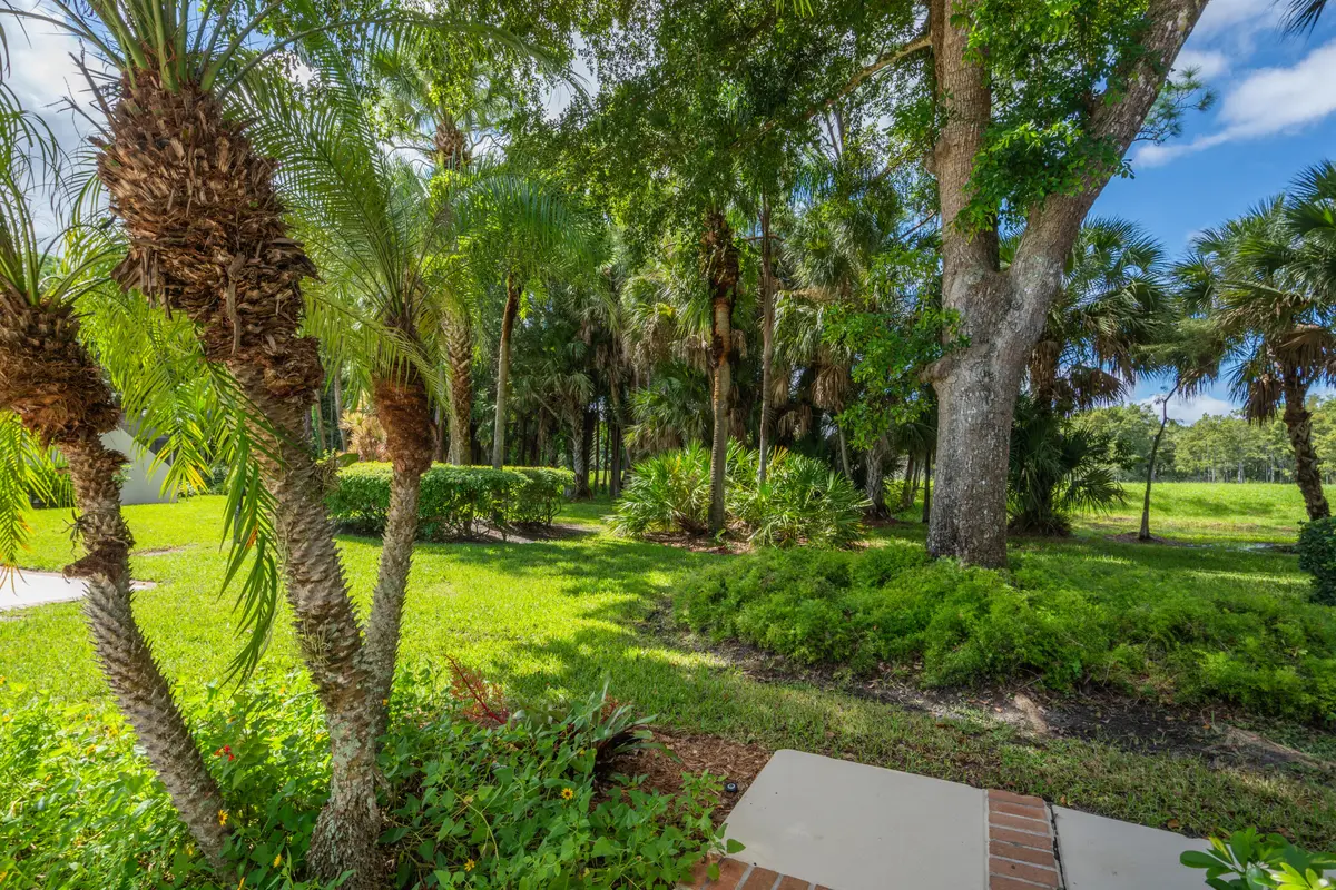 Front Walkway at 40 Edinburgh Drive, Palm Beach Gardens