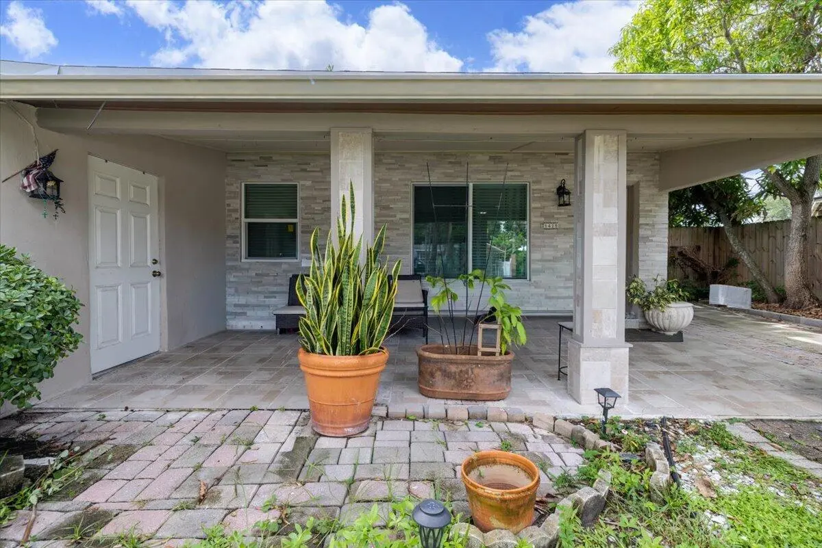 24-1412 Sw 3rd-X--5 at 1412 SW 3RD Street, Delray Beach