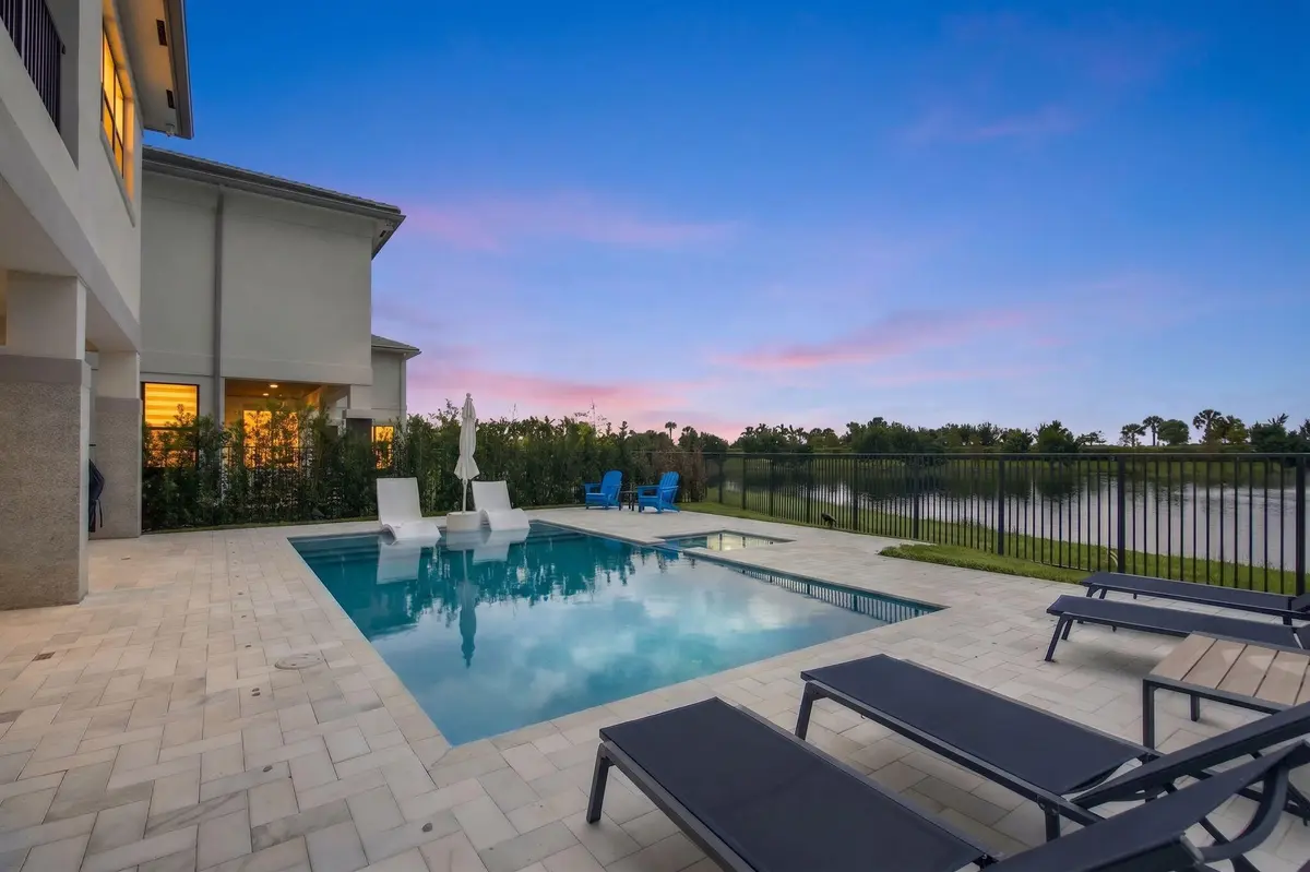68-web-or-mls-stylized-054_DSC02129 at 12870 Crane Crossing, Palm Beach Gardens