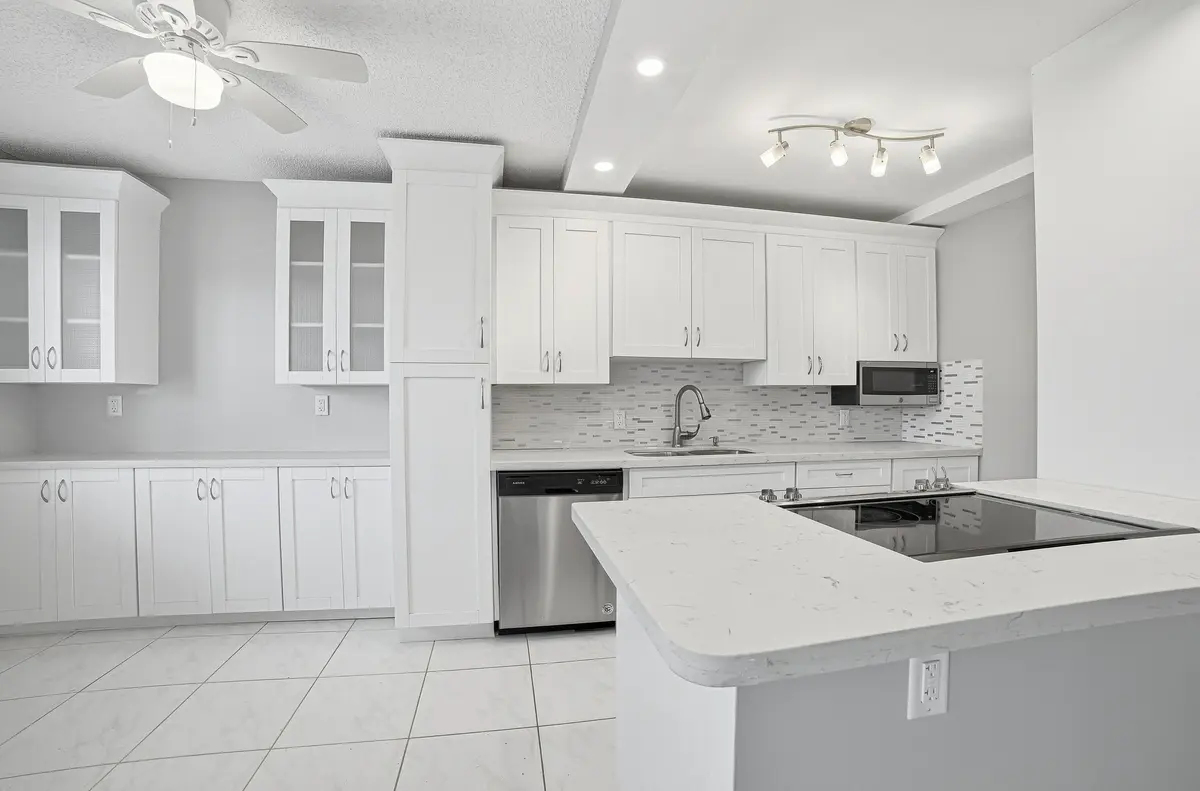 Kitchen at 3002 EXETER A, Boca Raton