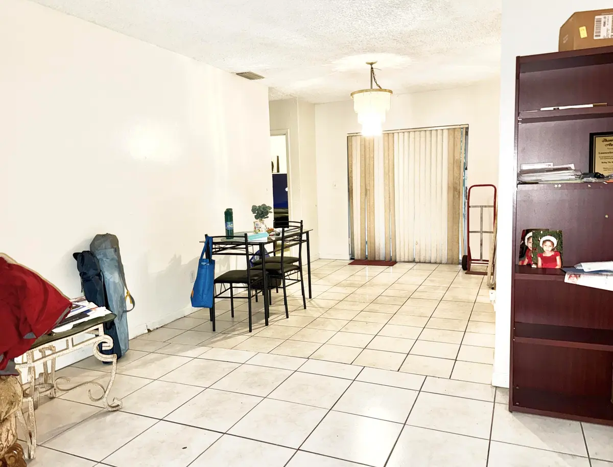IMG_0495 at 19031 NW 12TH Avenue, Miami Gardens