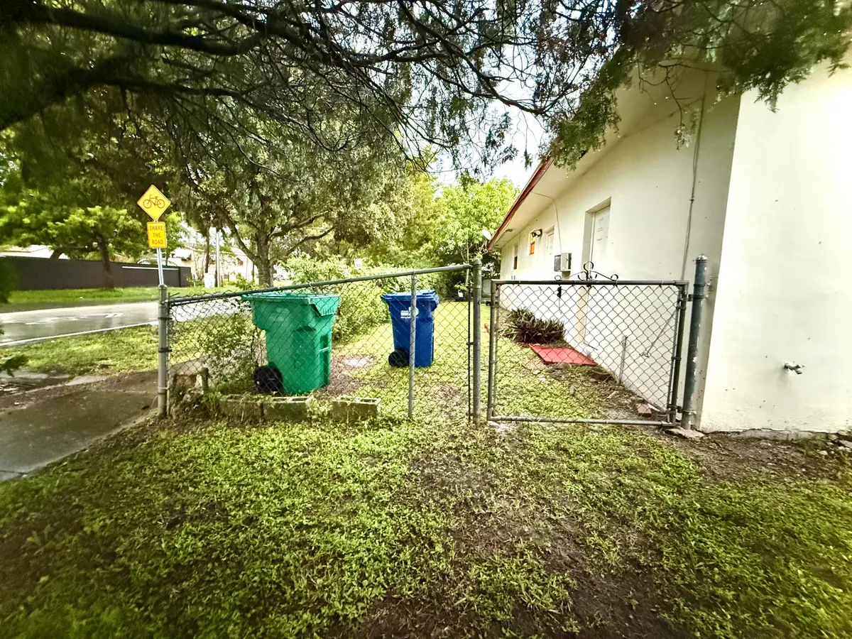 IMG_0502 at 19031 NW 12TH Avenue, Miami Gardens