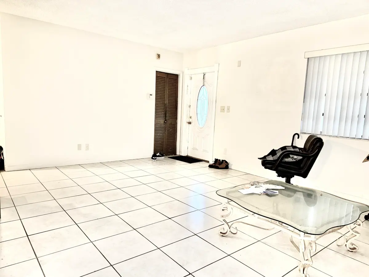 IMG_0492 at 19031 NW 12TH Avenue, Miami Gardens