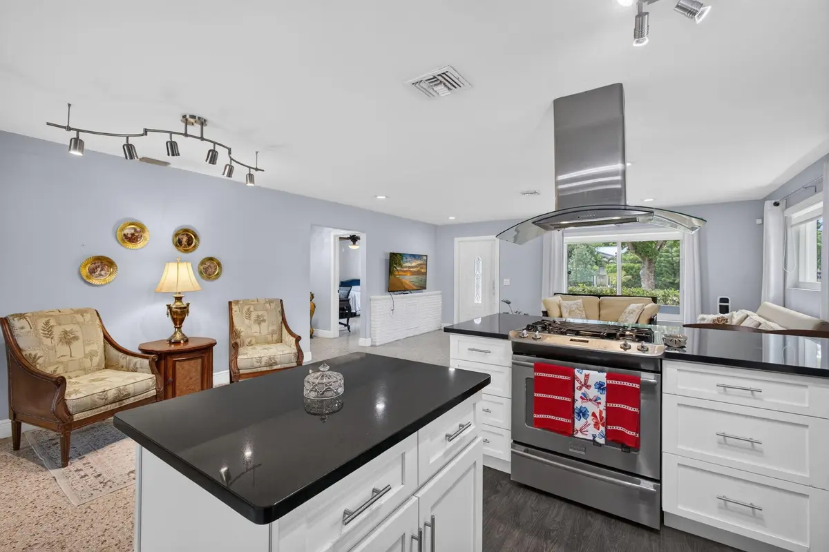 19-web-or-mls-5D1A1148 at 439 45TH Street, West Palm Beach