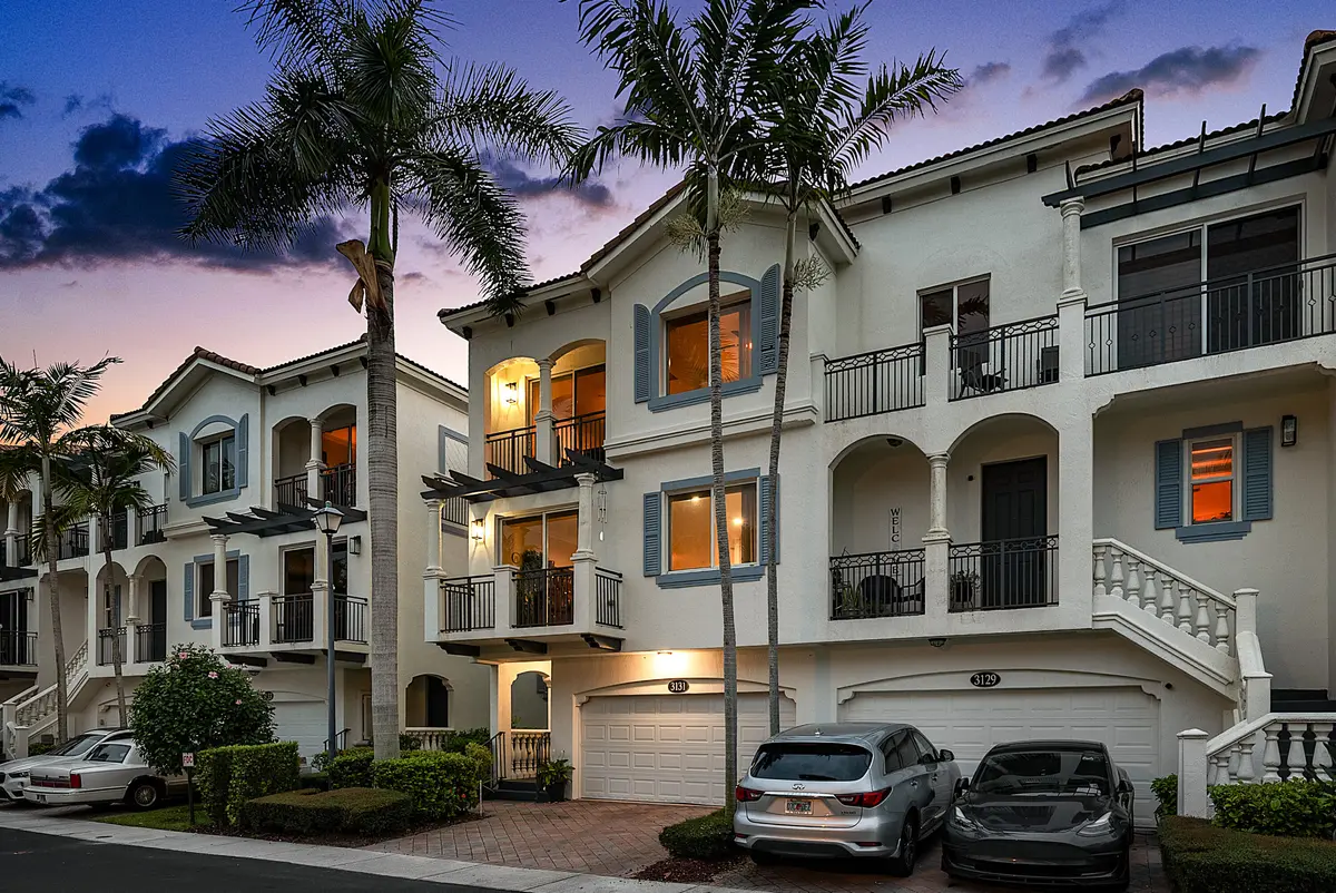 Sunset Front at 3131 Waterside Circle, Boynton Beach