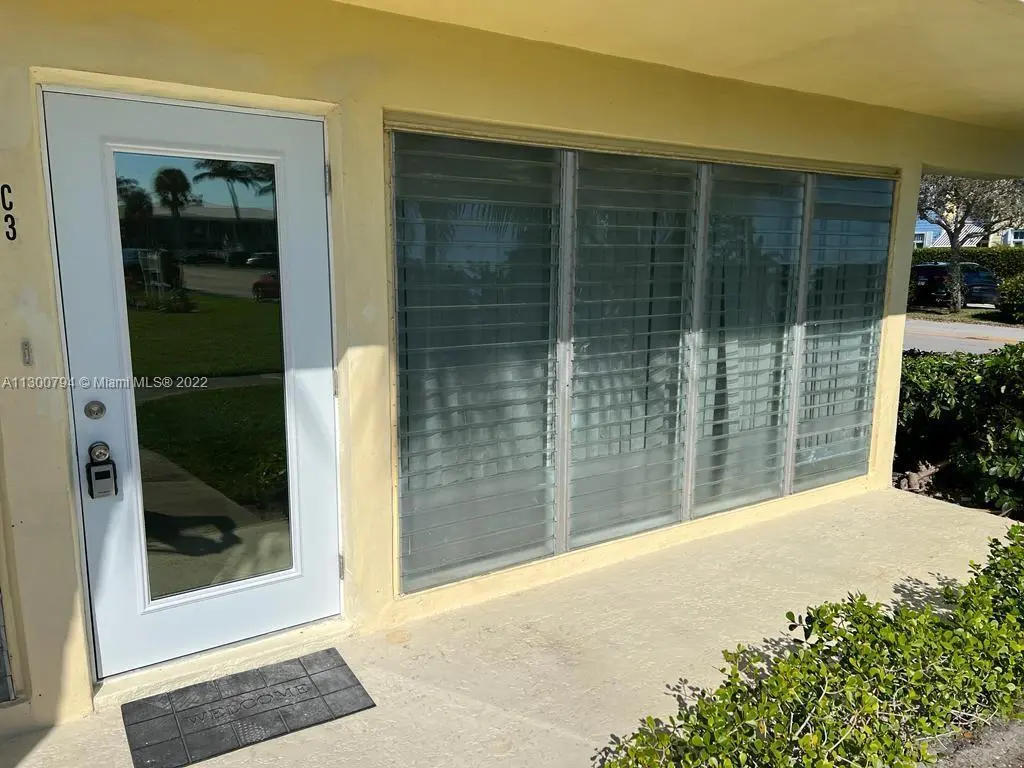 2755 NE 28th Avenue C3, Lighthouse Point, FL – photo 2
