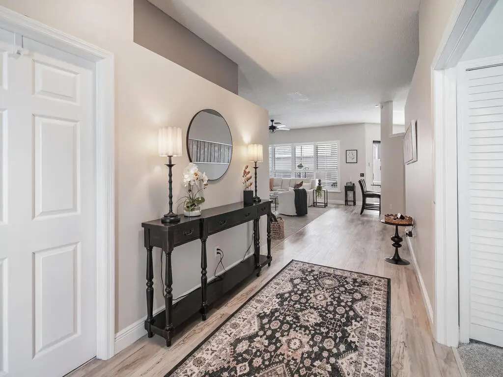 Foyer at 1169 MOURNING DOVE Lane, Wellington