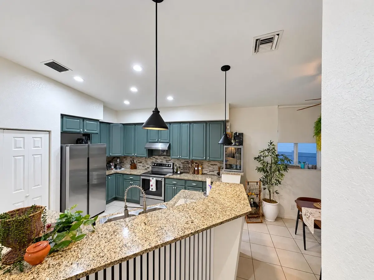 C9985EB2-59C8-4243-B606-D0DED428BB44 at 2858 NW 9TH Street, Fort Lauderdale