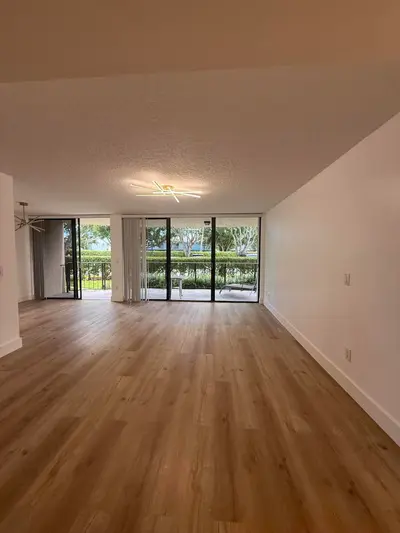 859 JEFFERY Street 1030, Boca Raton – Condominium for rent