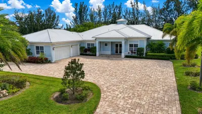 9118 Whippoorwill Trail, Jupiter – Single Family Residence for sale