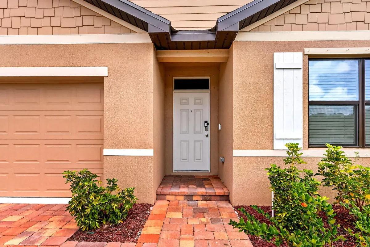 4-web-or-mls-5P1A1580 at 469 Seafoam Circle, Fort Pierce