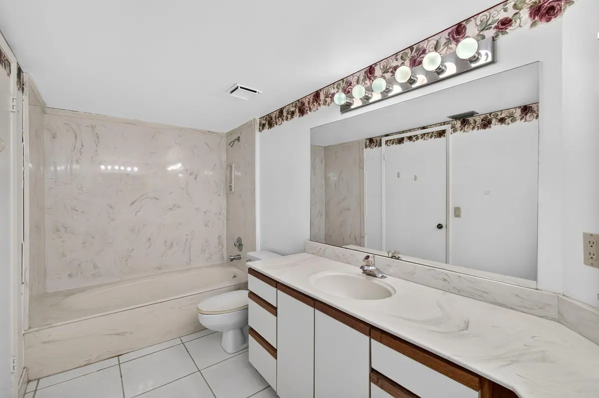 PRIAMARY at 9844 Boca Gardens Circle A, Boca Raton
