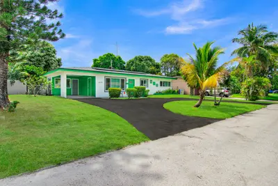 1650 NW 1ST Way, Pompano Beach – Single Family Residence for sale