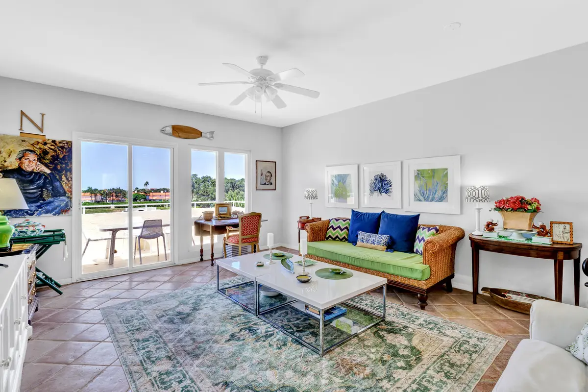 5040 Harmony Circle 305, Vero Beach, FL – photo 2
