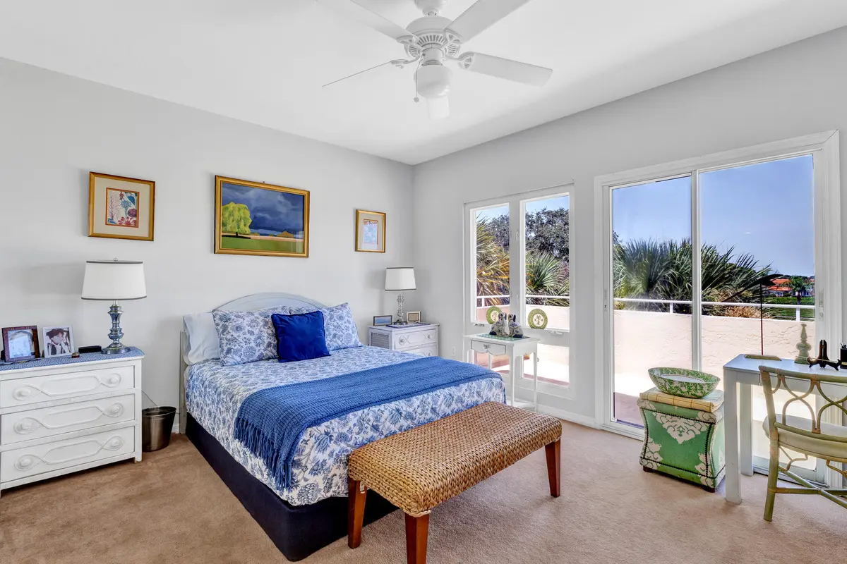 5040 Harmony Circle 305, Vero Beach, FL – photo 7