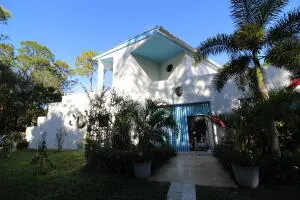 Front gate at 930 Rambling Drive Circle LITTLE RANCHES, Wellington
