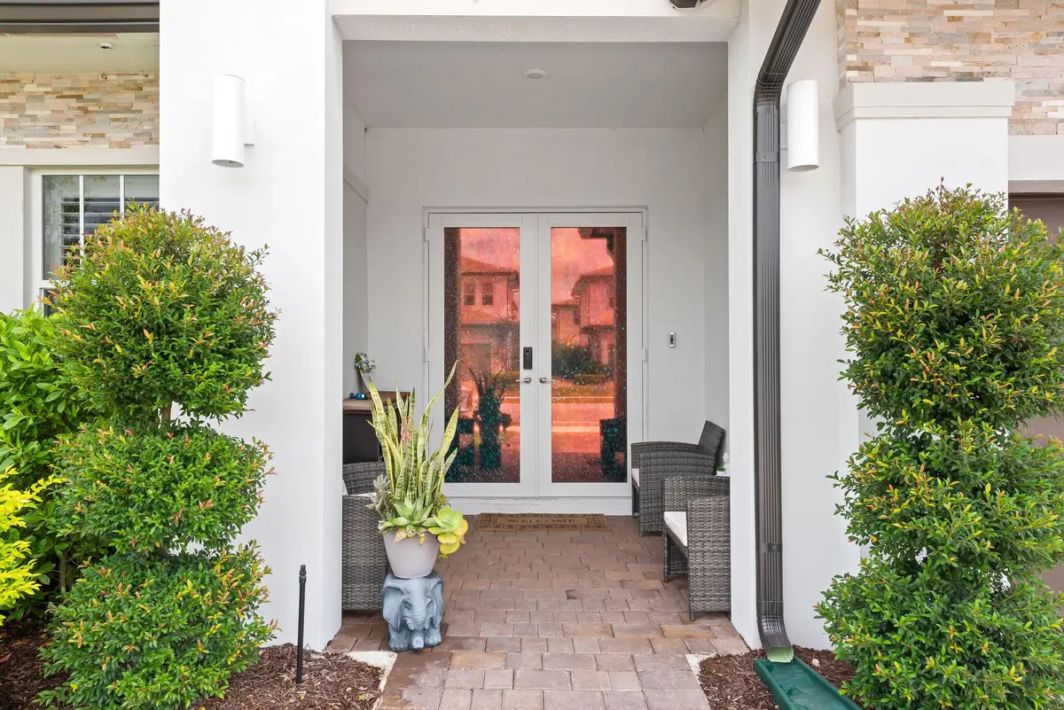 27-web-or-mls-_BWP9169 at 4444 SW 122nd Terrace, Davie