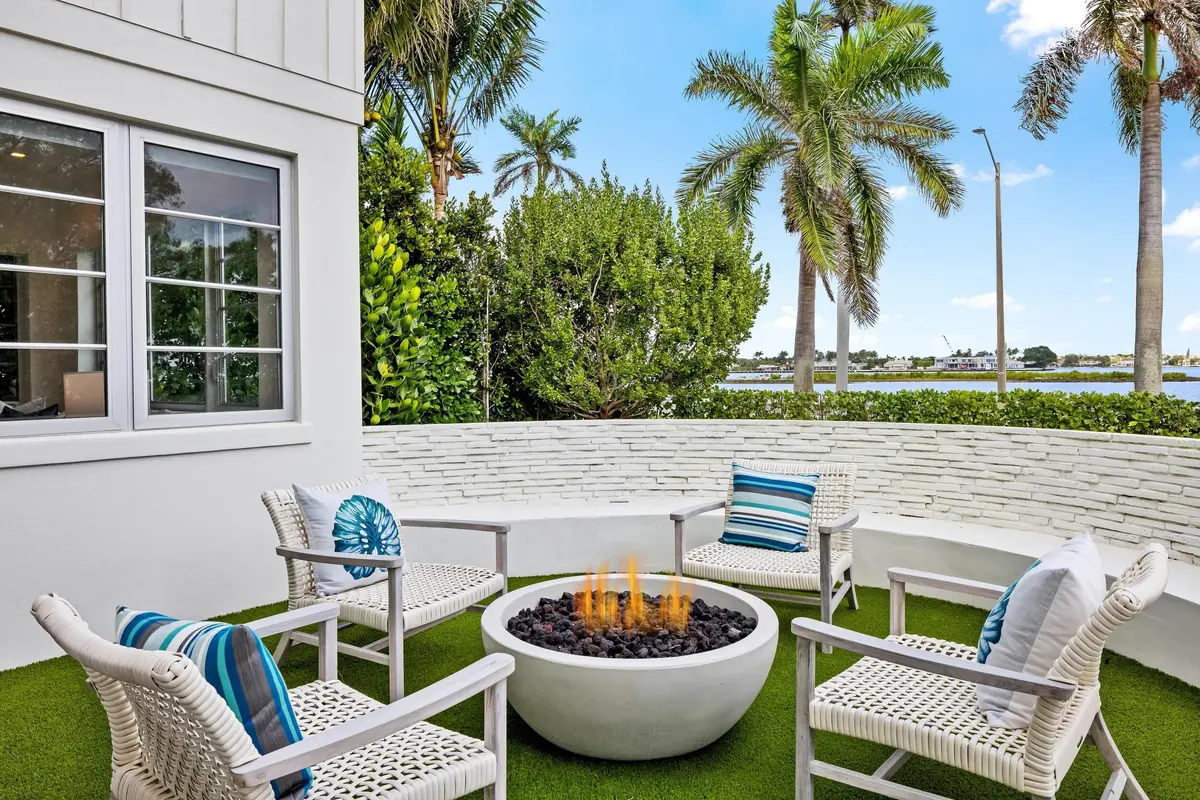 Front at 2745 S Flagler Drive, West Palm Beach