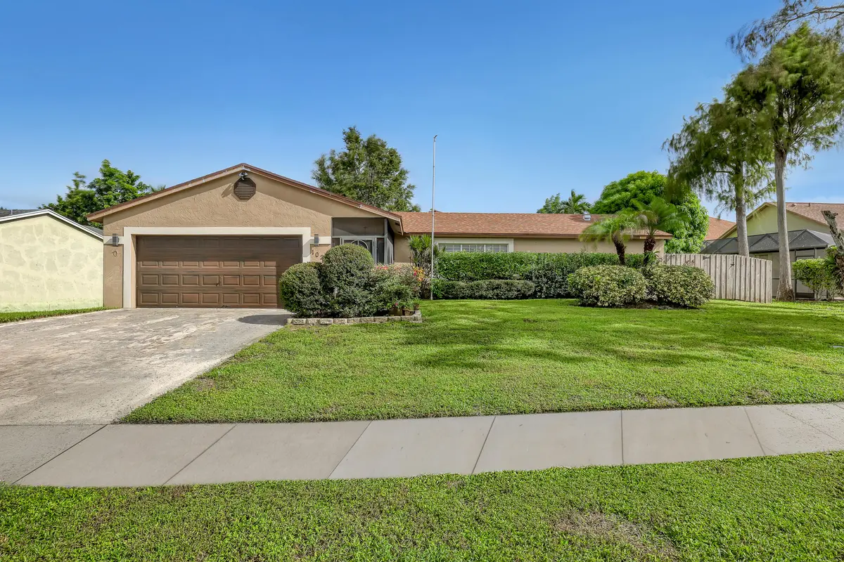 102 Sand Pine (2)e at 102 SAND PINE Way, Royal Palm Beach