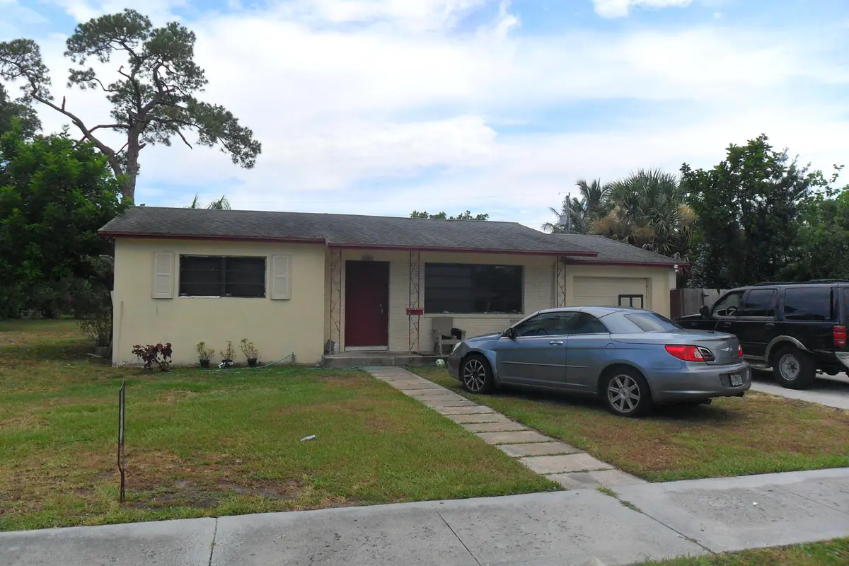 SAM_2636 - Copy - Copy at 730 W ILEX Drive, Lake Park