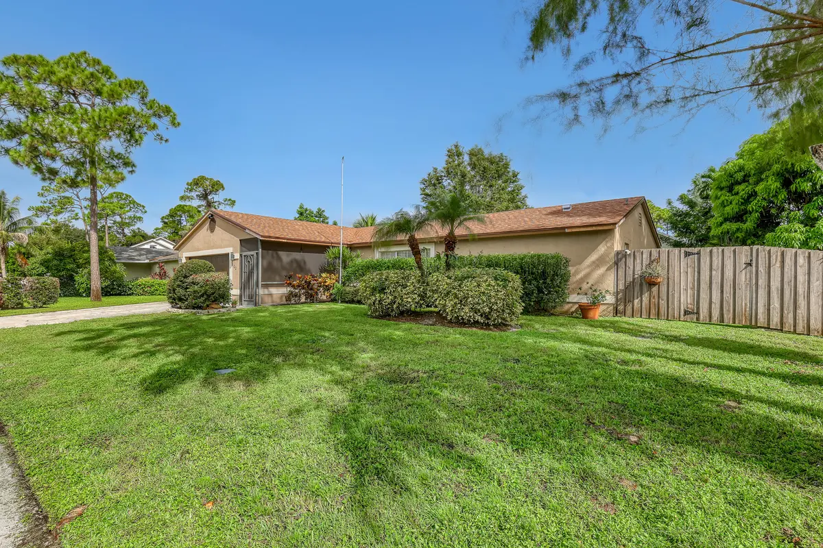 102 Sand Pine (3) at 102 SAND PINE Way, Royal Palm Beach