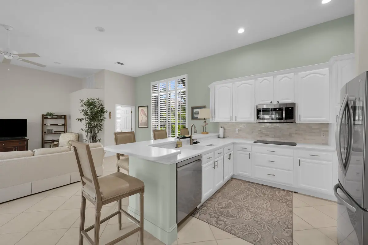 8P3A2820 at 831 ISLAND CLUB Square, Vero Beach