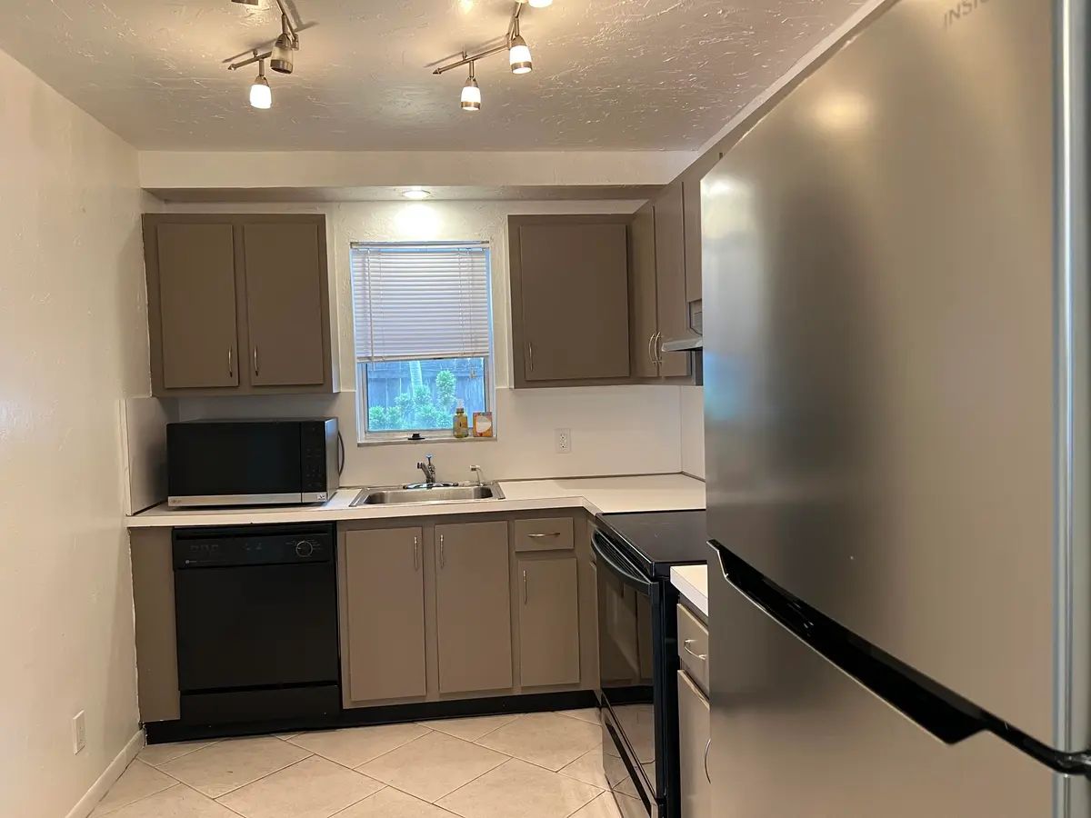 Kitchen 2 at 6542 SW 41ST Street 6542, Davie