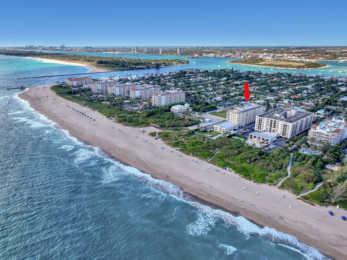Mayan Towers South at 125 S OCEAN Avenue 304, Palm Beach Shores