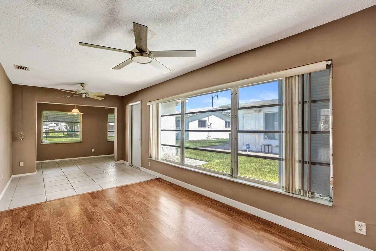 DR at 2700 NW 4TH Avenue, Pompano Beach