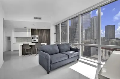 851 NE 1ST Avenue 1002, Miami – Condominium for sale