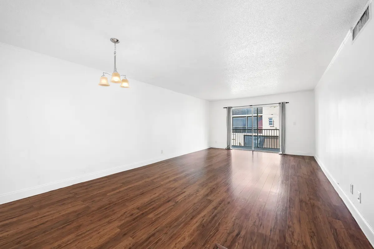9-web-or-mls-DSC_1768 at 3000 Riverside Drive 209-1, Coral Springs