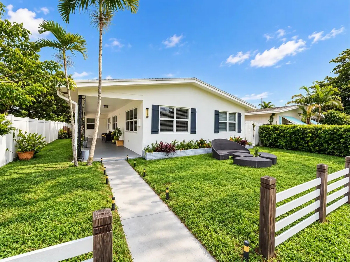 131 Front.4 at 131 NE 19th Avenue 1-3, Pompano Beach