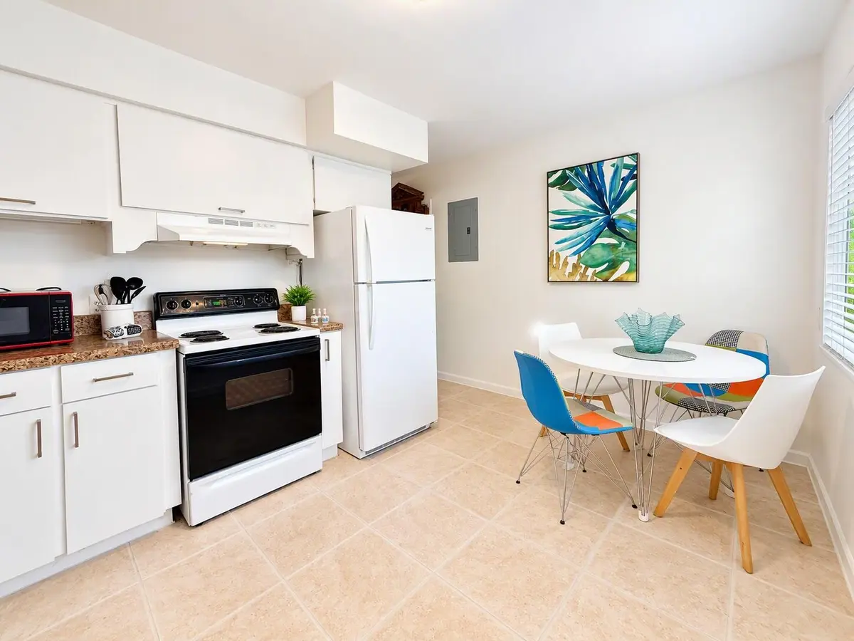 131 Kitchen.1 at 131 NE 19th Avenue 1-3, Pompano Beach