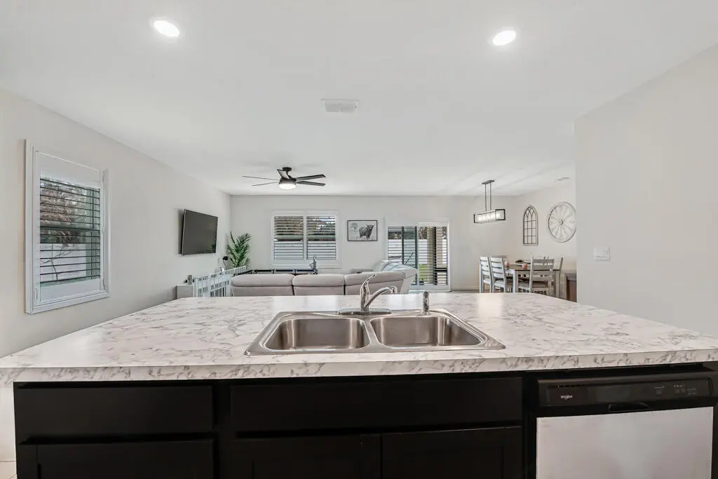 1066 SW Coleman Avenue, Port St. Lucie, FL – photo 3