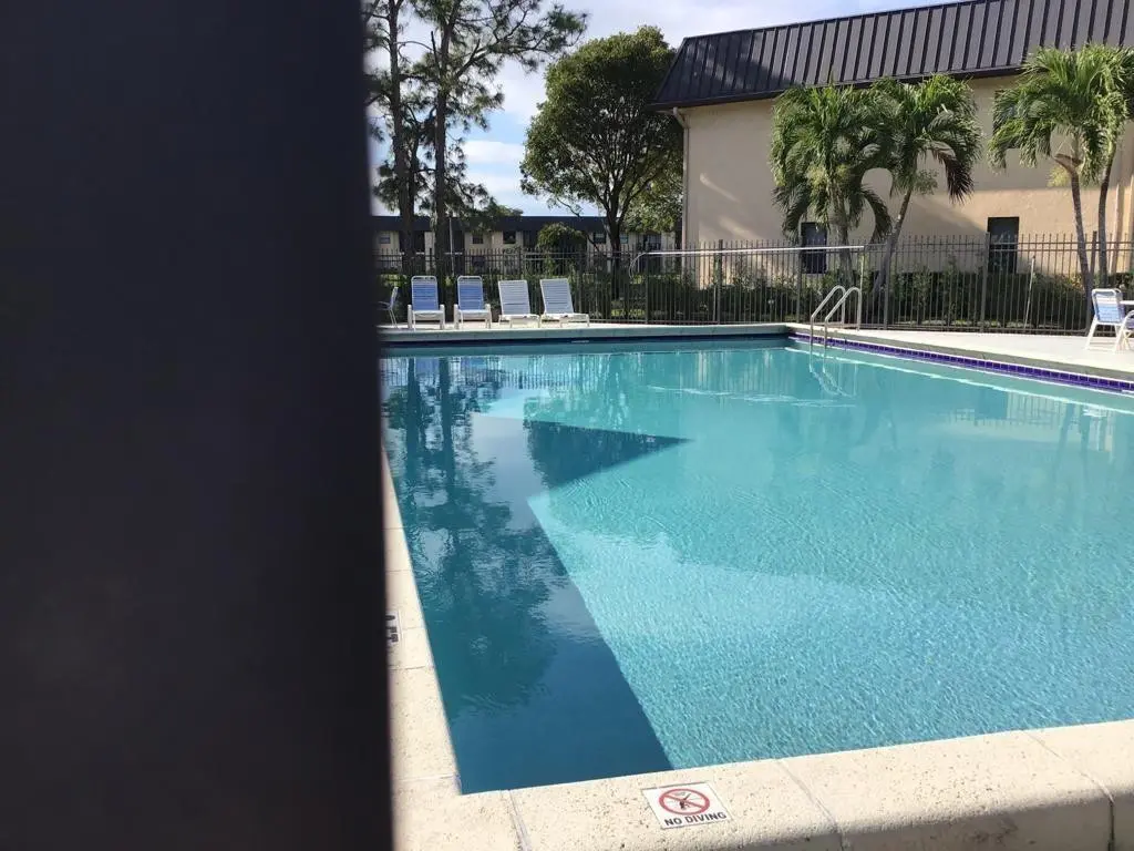 Photo 4 at 9157 NW 1ST Court 203, Pembroke Pines