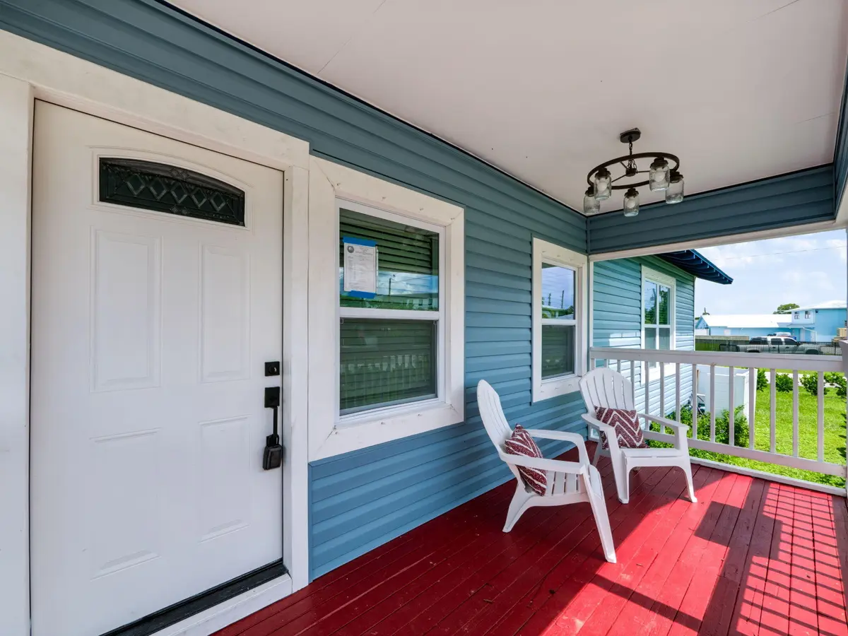 Porch at 1566 NW 9th Avenue, Stuart