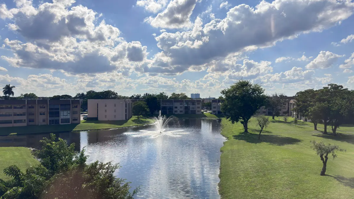 View at 10207 Sunrise Lakes Boulevard 407, Sunrise