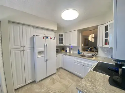7281 Amberly Lane 404, Delray Beach – Condominium for sale