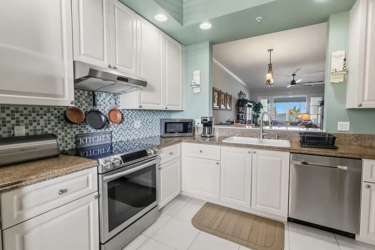 BT9A9497 at 36 HARBOUR ISLE Drive 304, Fort Pierce