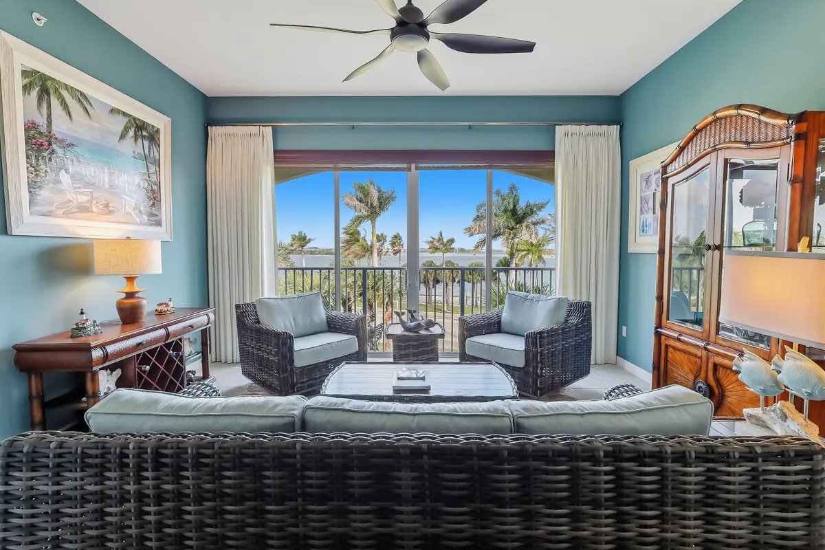 BT9A9401 at 36 HARBOUR ISLE Drive 304, Fort Pierce