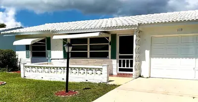 119 SW 10TH Court, Boynton Beach – Single Family Residence for rent
