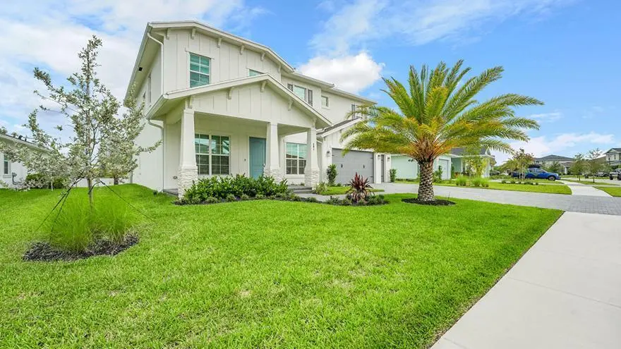 Hookline 1 at 601 Hookline Circle, Loxahatchee
