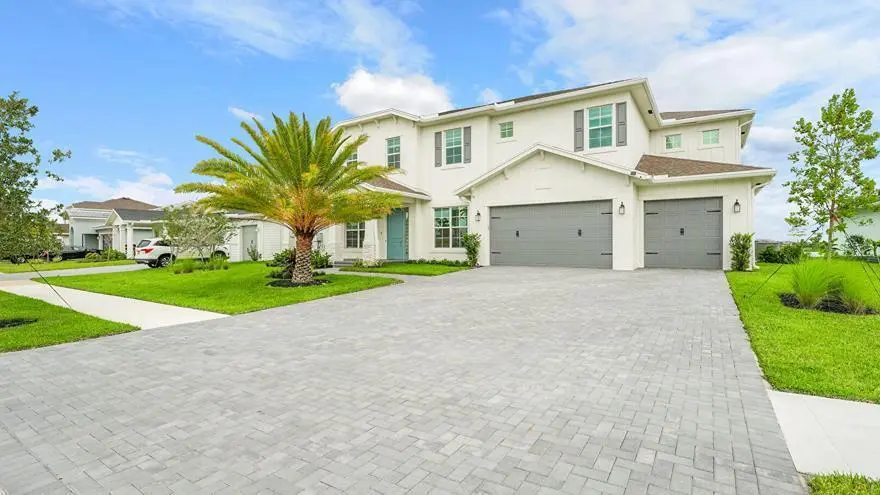 hookline 2 at 601 Hookline Circle, Loxahatchee