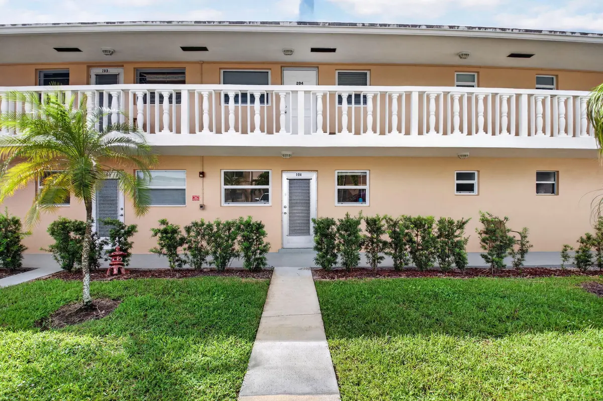 1-web-or-mls-DSC_8128 at 2192 NE 1st Way 104, Boynton Beach